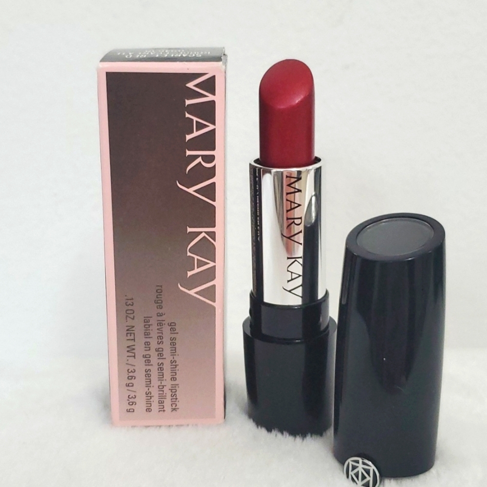 NIB Mary Kay Gel Semi Shine Lipstick in Scarlet Red